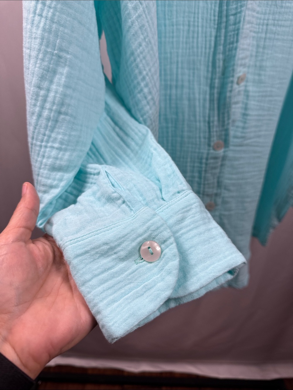Vitamin A Playa Aqua Oversized Gauze Beach Coverup Shirt Large NWT - Picture 9 of 14